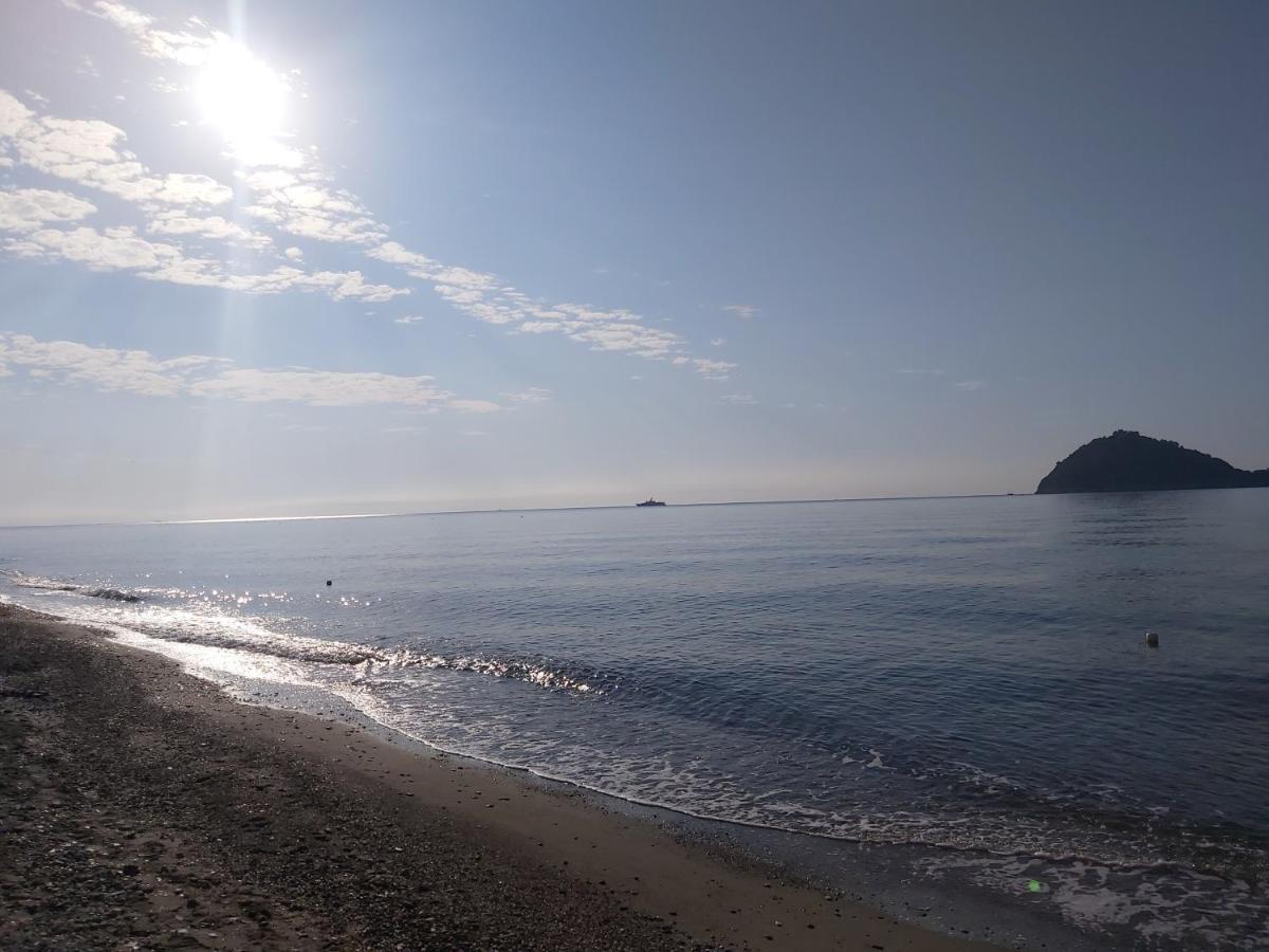 Mae Albenga Suites Dış mekan fotoğraf